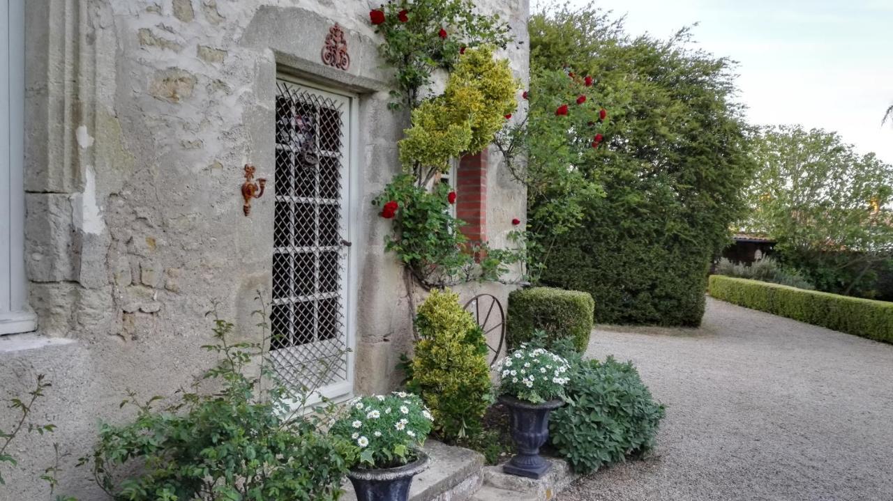 14Th Century Priory In Pressigny Bed and Breakfast Pressigny  Exteriör bild